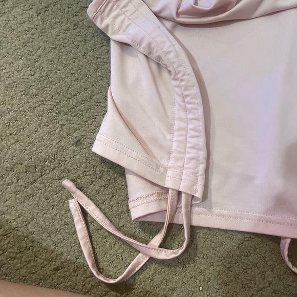 shein sinch tank never worn - Picture 3 of 3